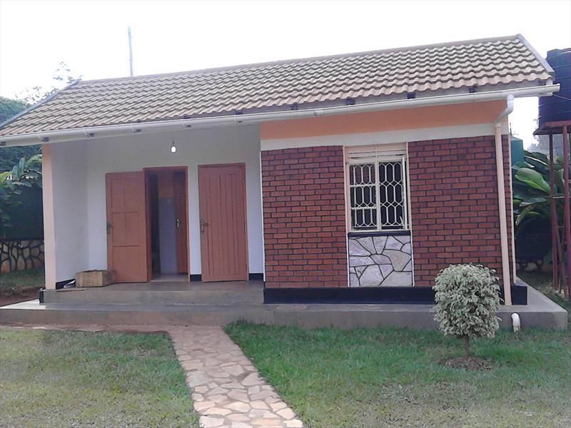 Bungalow for rent in Naguru Kampala