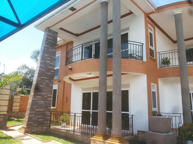 Mansion for sale in Munyonyo Kampala