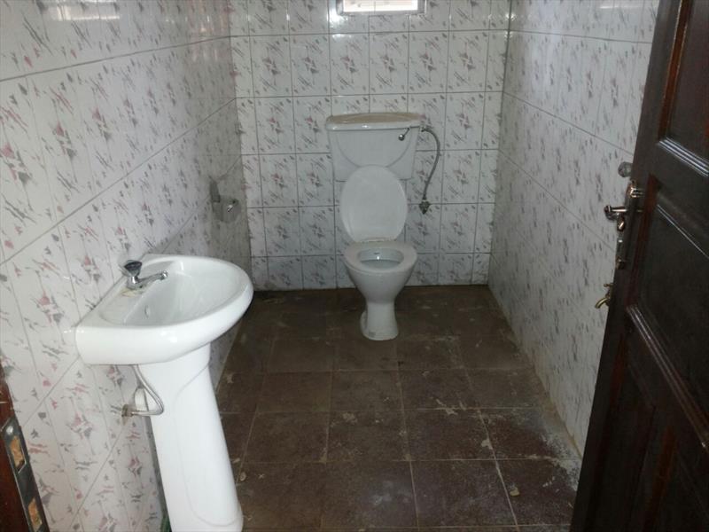 Bathroom (Toilet)