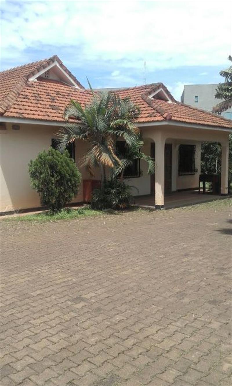 Bungalow for rent in Bukoto Kampala