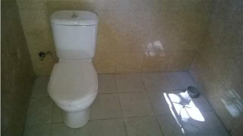 Bathroom (Toilet)