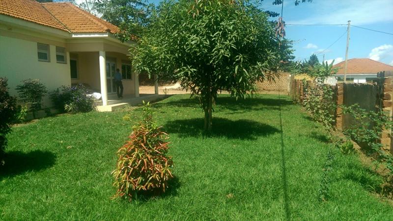 Mansion for sale in Lubowa Kampala