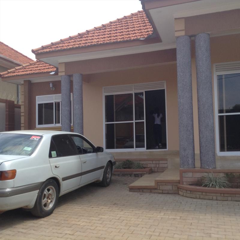 Bungalow for rent in Kira Wakiso