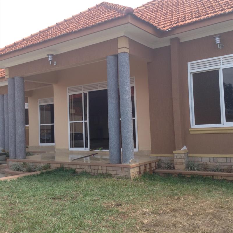 Bungalow for rent in Kira Wakiso