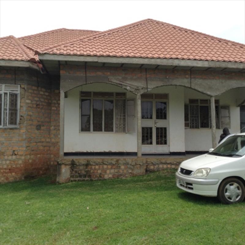 Bungalow for sale in Seeta Mukono