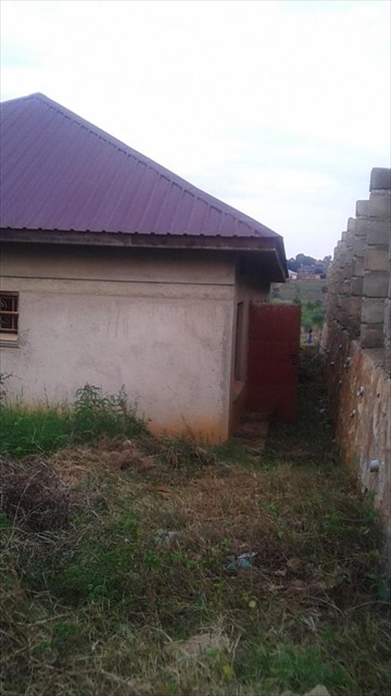 Bungalow for sale in Bweyogerere Kampala