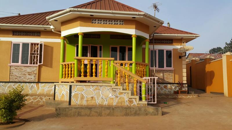 Bungalow for sale in Sentema Wakiso