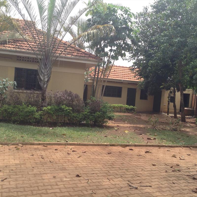 Bungalow for rent in Naalya Kampala