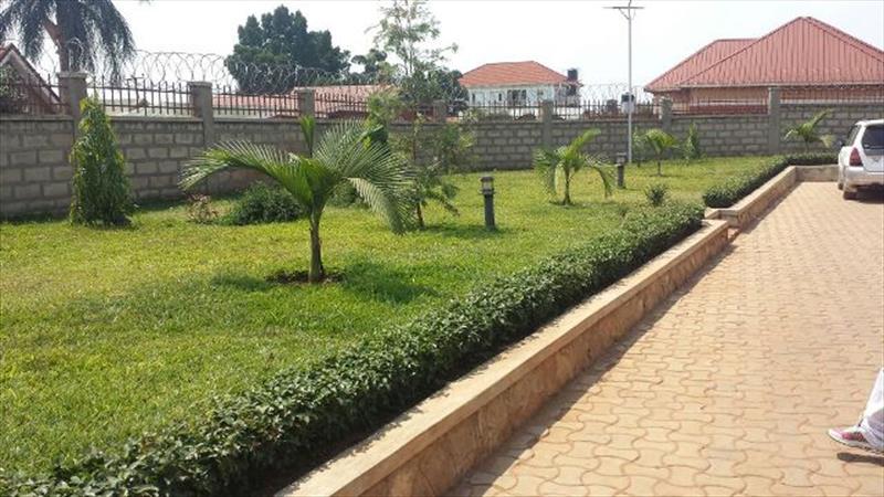 Apartment for sale in Kiwaatule Kampala