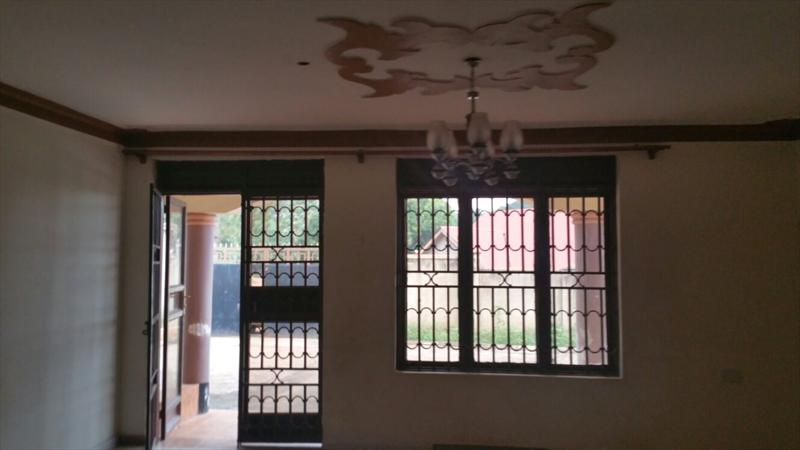 Mansion for sale in Bwebajja Kampala