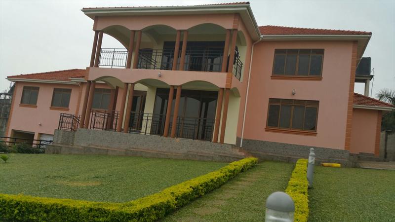 Mansion for sale in Lubowa Kampala