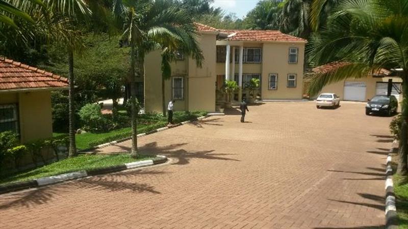 Mansion for sale in Kololo Kampala