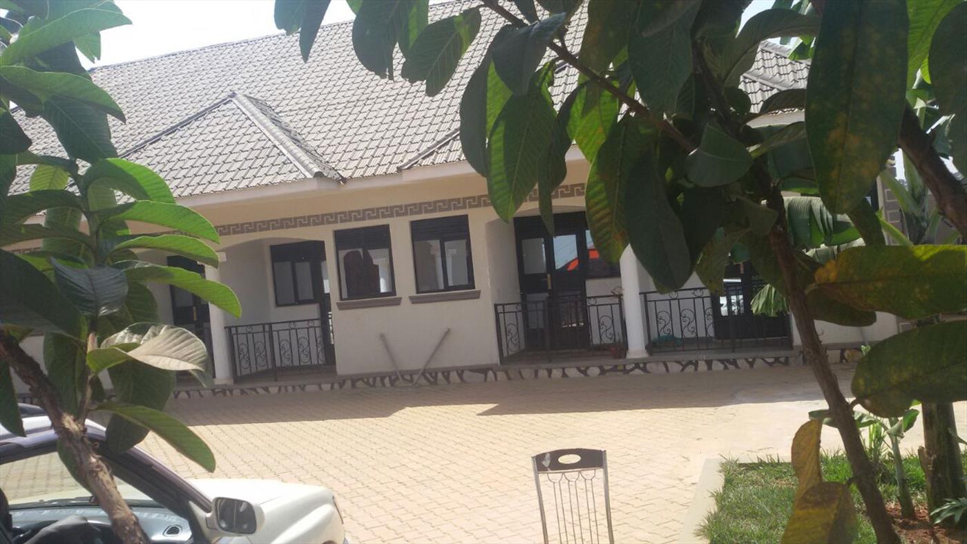 Bungalow for sale in Kiwaatule Kampala