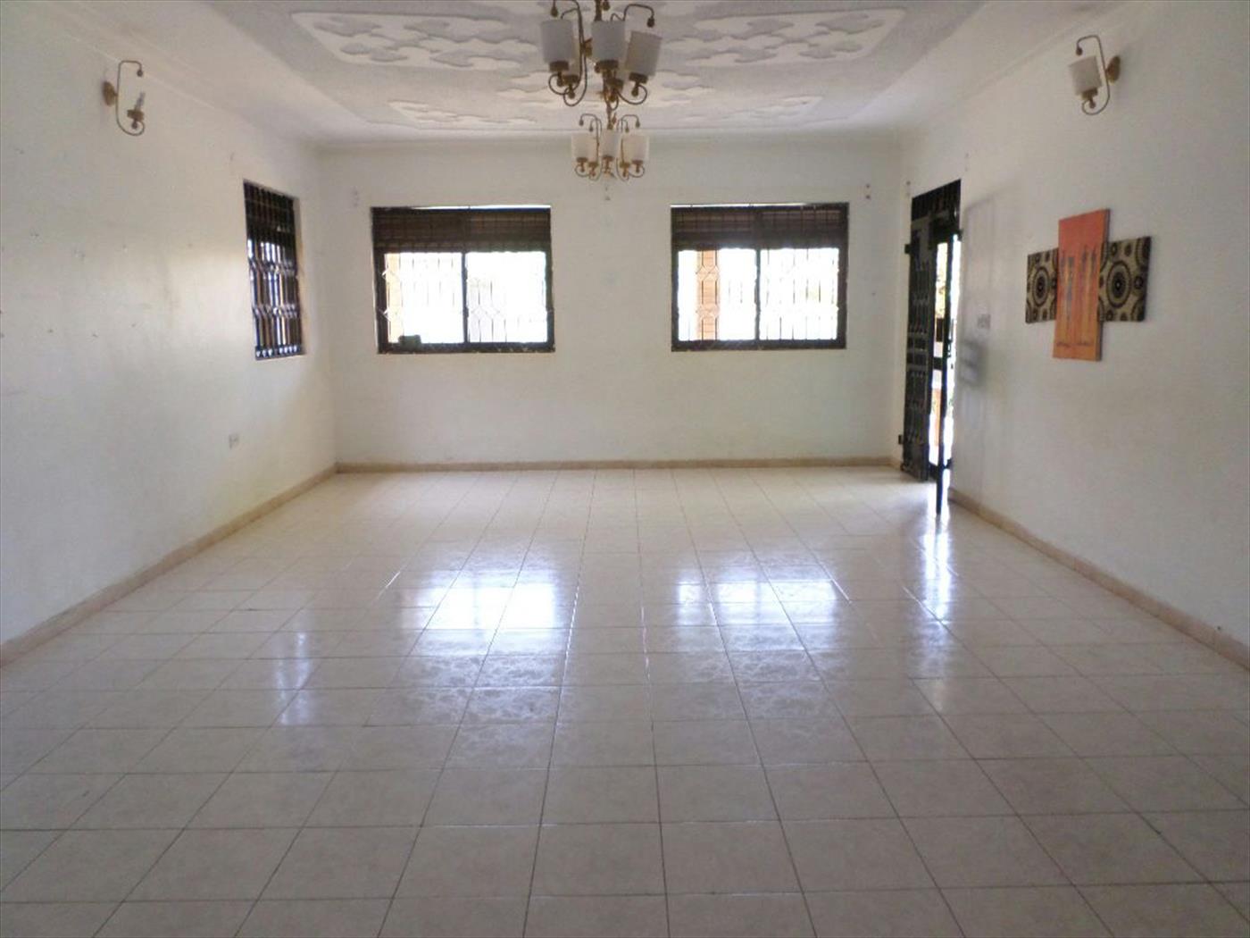 Bungalow for rent in Muyenga Kampala