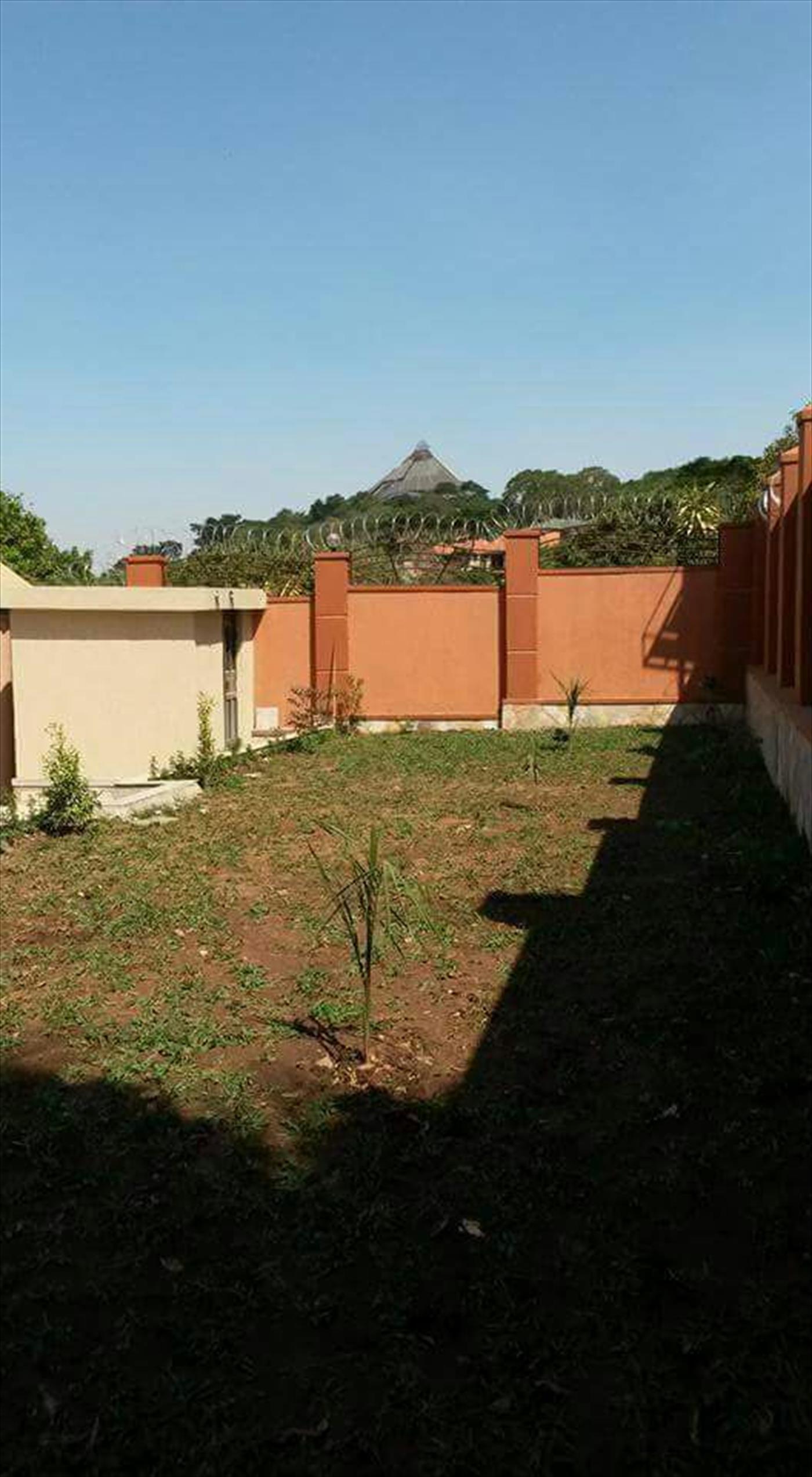 Bungalow for sale in Bwebajja Kampala