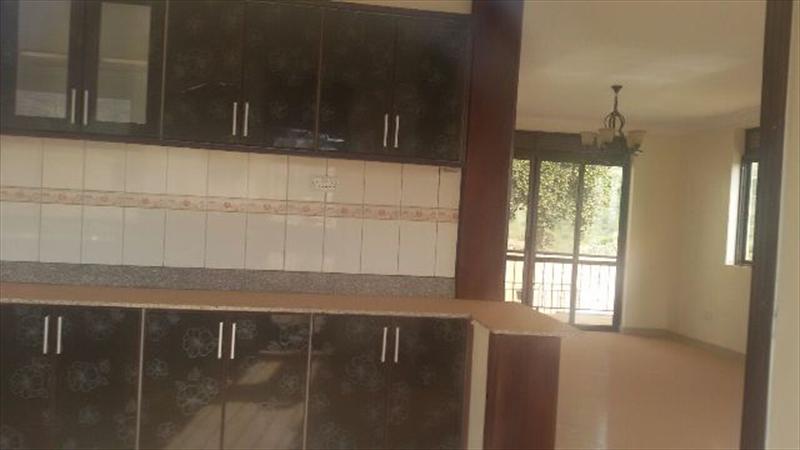 Mansion for sale in Lubowa Wakiso