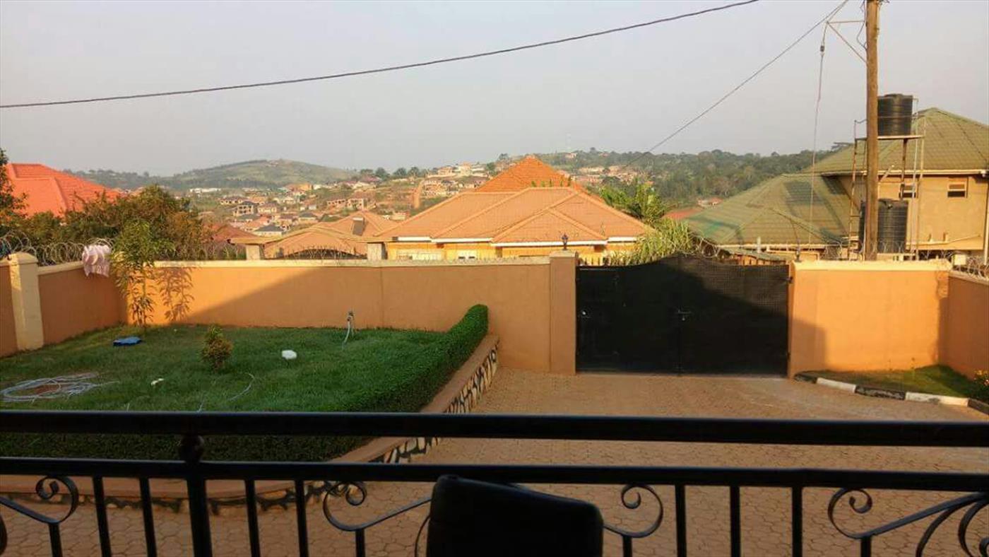 Bungalow for sale in Kira Wakiso