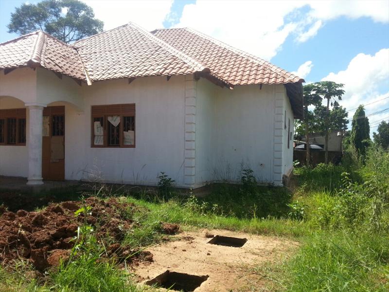 Bungalow for sale in Mukono Mukono