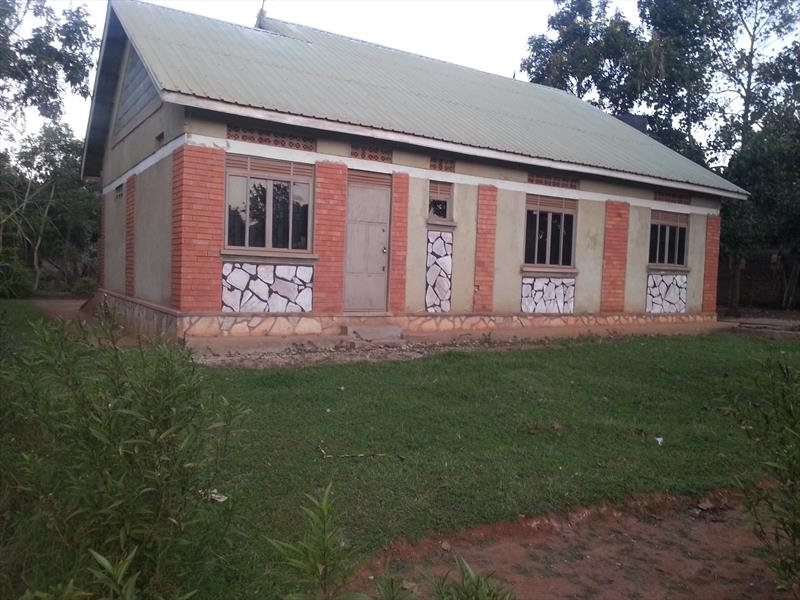 Bungalow for sale in AbayitaAbabiri Wakiso