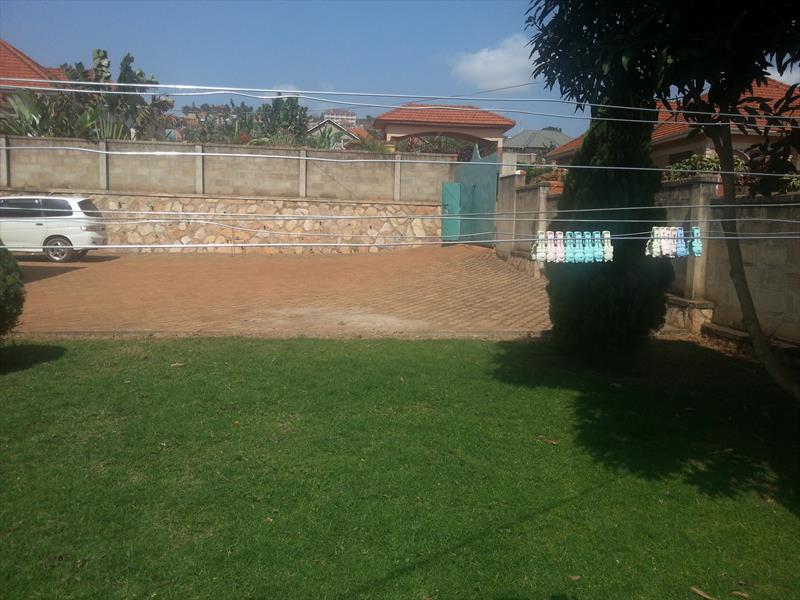 Bungalow for sale in Nalumunye Wakiso