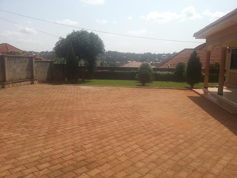 Bungalow for sale in Nalumunye Wakiso