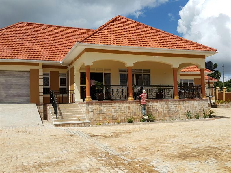 Bungalow for sale in Bwebajja Wakiso