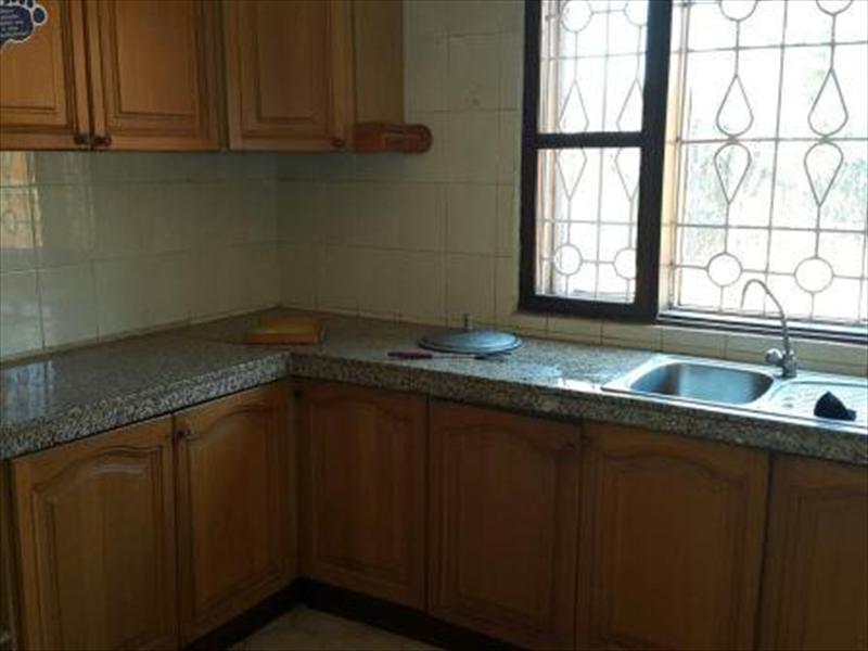 Bungalow for rent in Muyenga Kampala