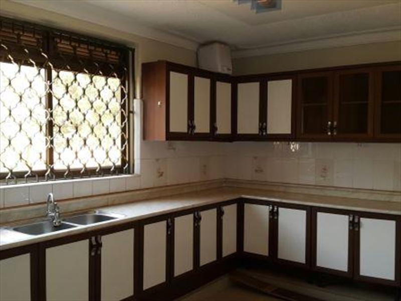 Mansion for rent in Muyenga Kampala