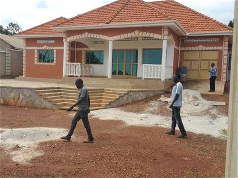 Bungalow for sale in Kitende Wakiso