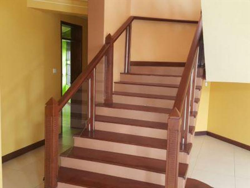 Mansion for rent in Kololo Kampala