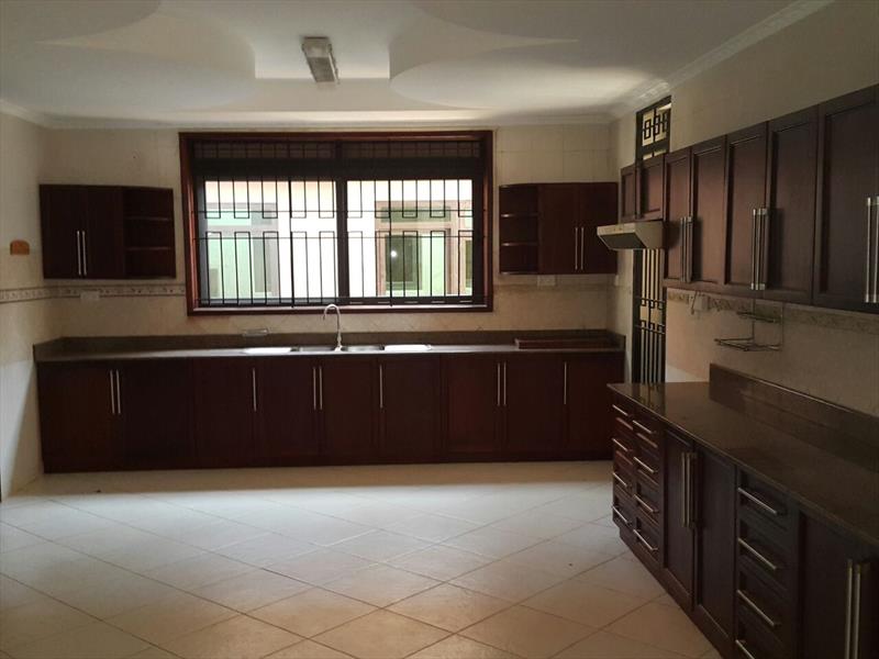 Mansion for rent in Naguru Kampala