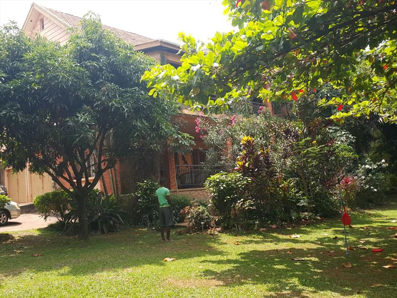 Mansion for sale in Kansanga Kampala