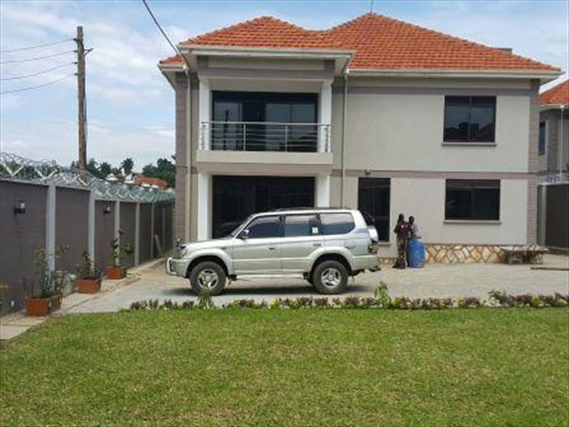 Bungalow for rent in Muyenga Kampala