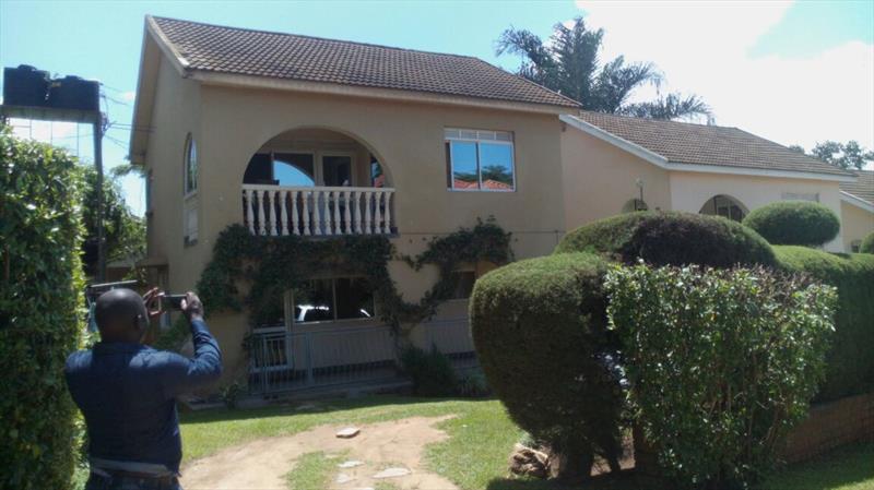 Bungalow for sale in Munyonyo Kampala