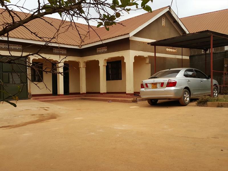 Town House for sale in Nsambya Kampala