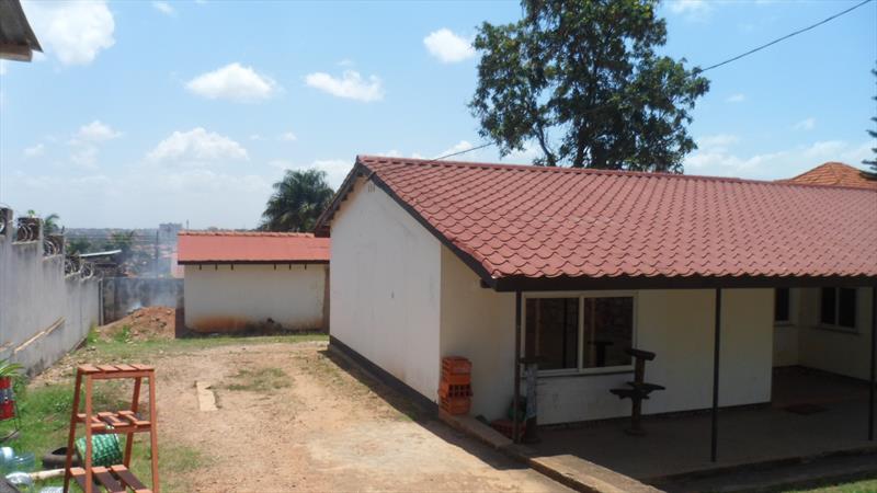 Bungalow for sale in Kololo Kampala