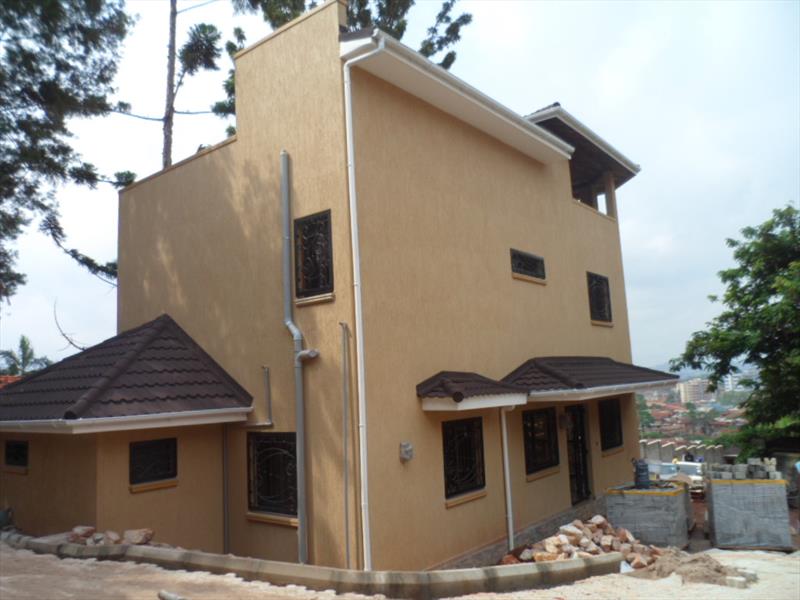 Town House for rent in Naguru Kampala