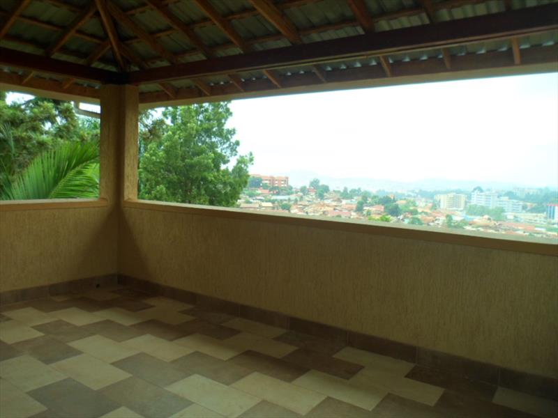 Town House for rent in Naguru Kampala