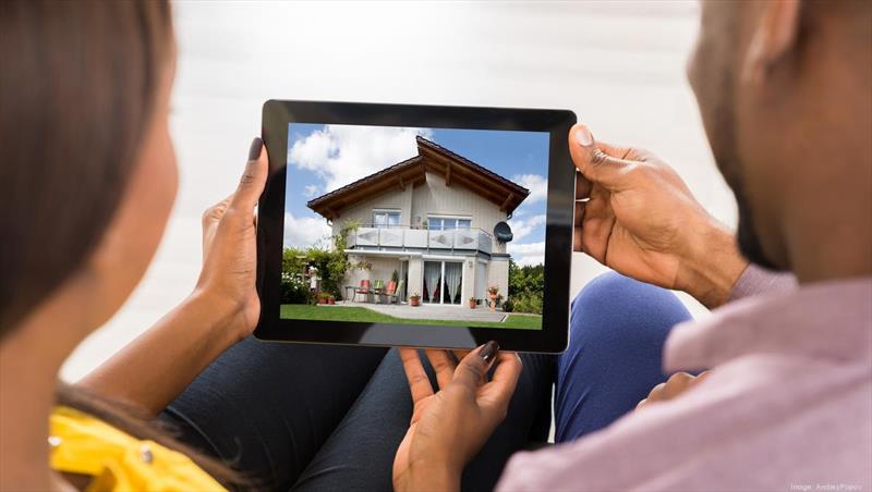 How do property buyers use technology?