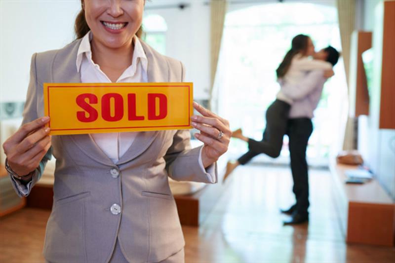 How to succeed as a real estate agent