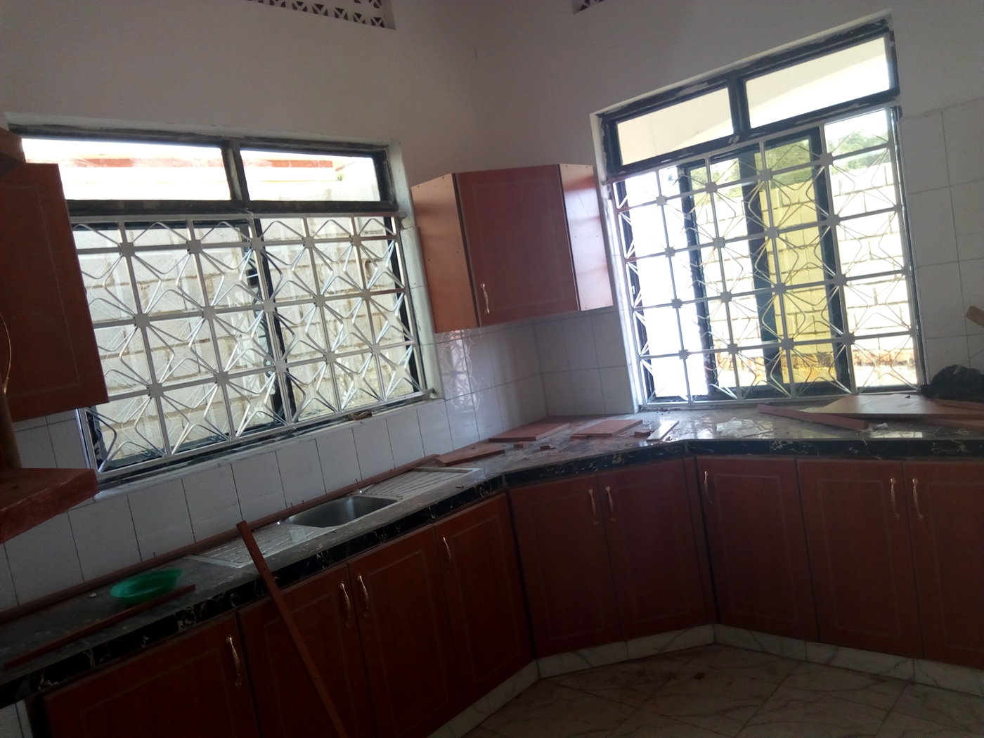 Bungalow for sale in Kitende Wakiso