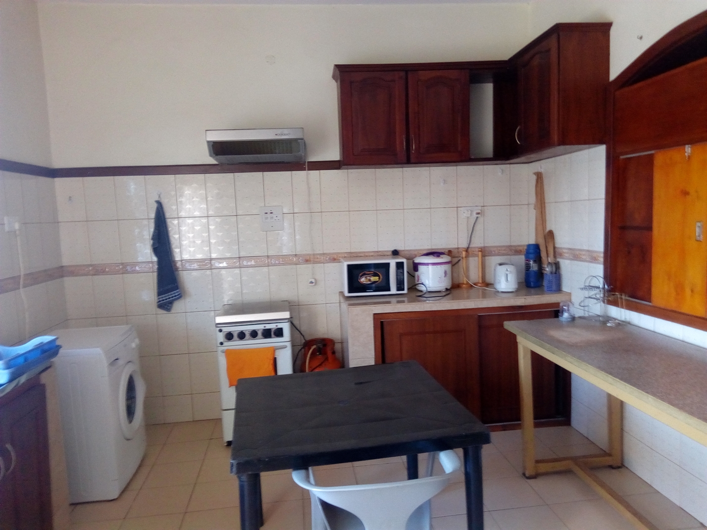 Apartment for rent in Bwebajja Wakiso