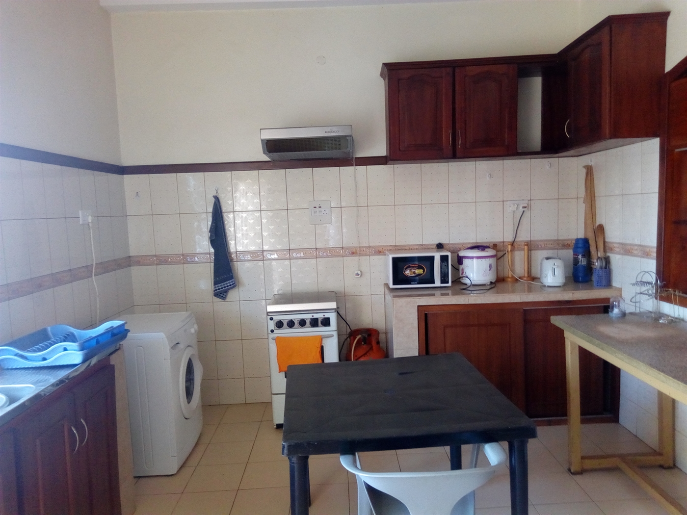 Apartment for rent in Bwebajja Wakiso