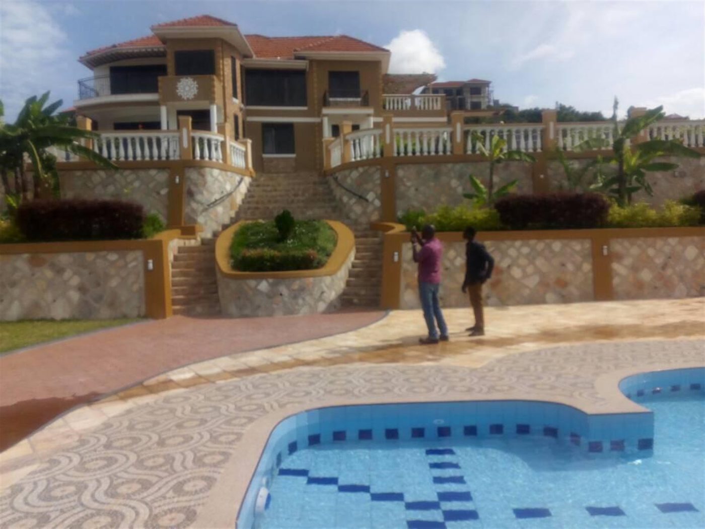 Duplex for sale in Bwebajja Wakiso