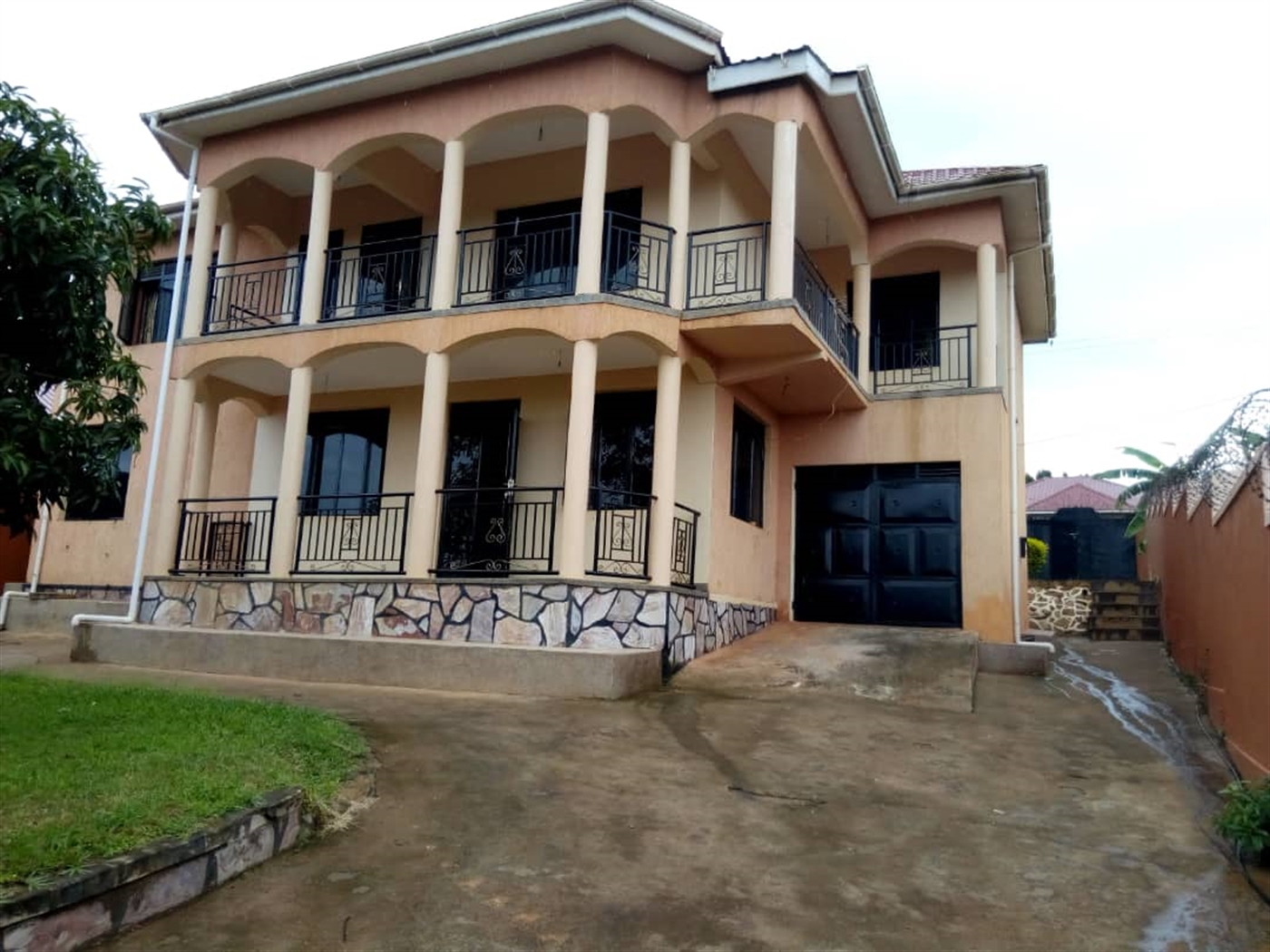 Maisonette for sale in Kitala Wakiso