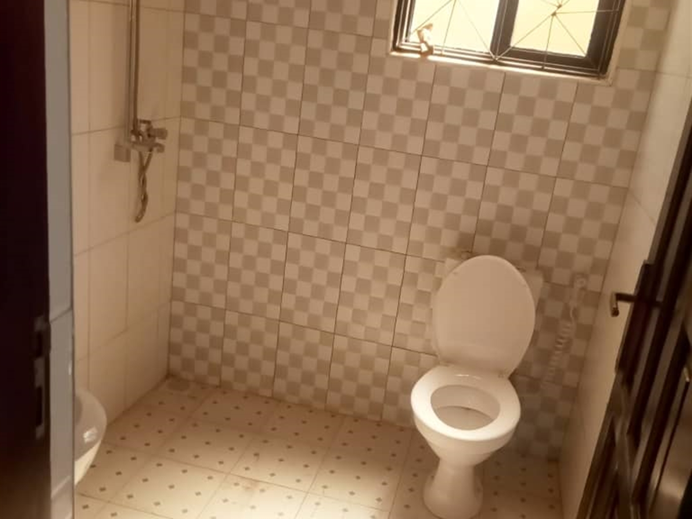 Bathroom (Toilet)