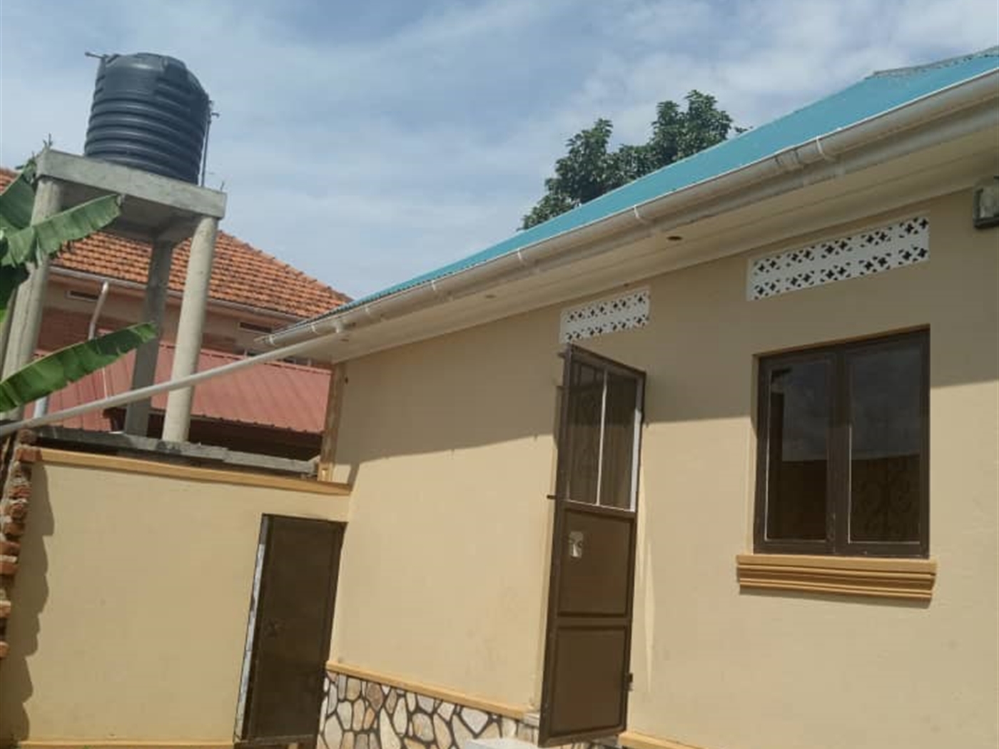 Bungalow for sale in Nsangi Wakiso