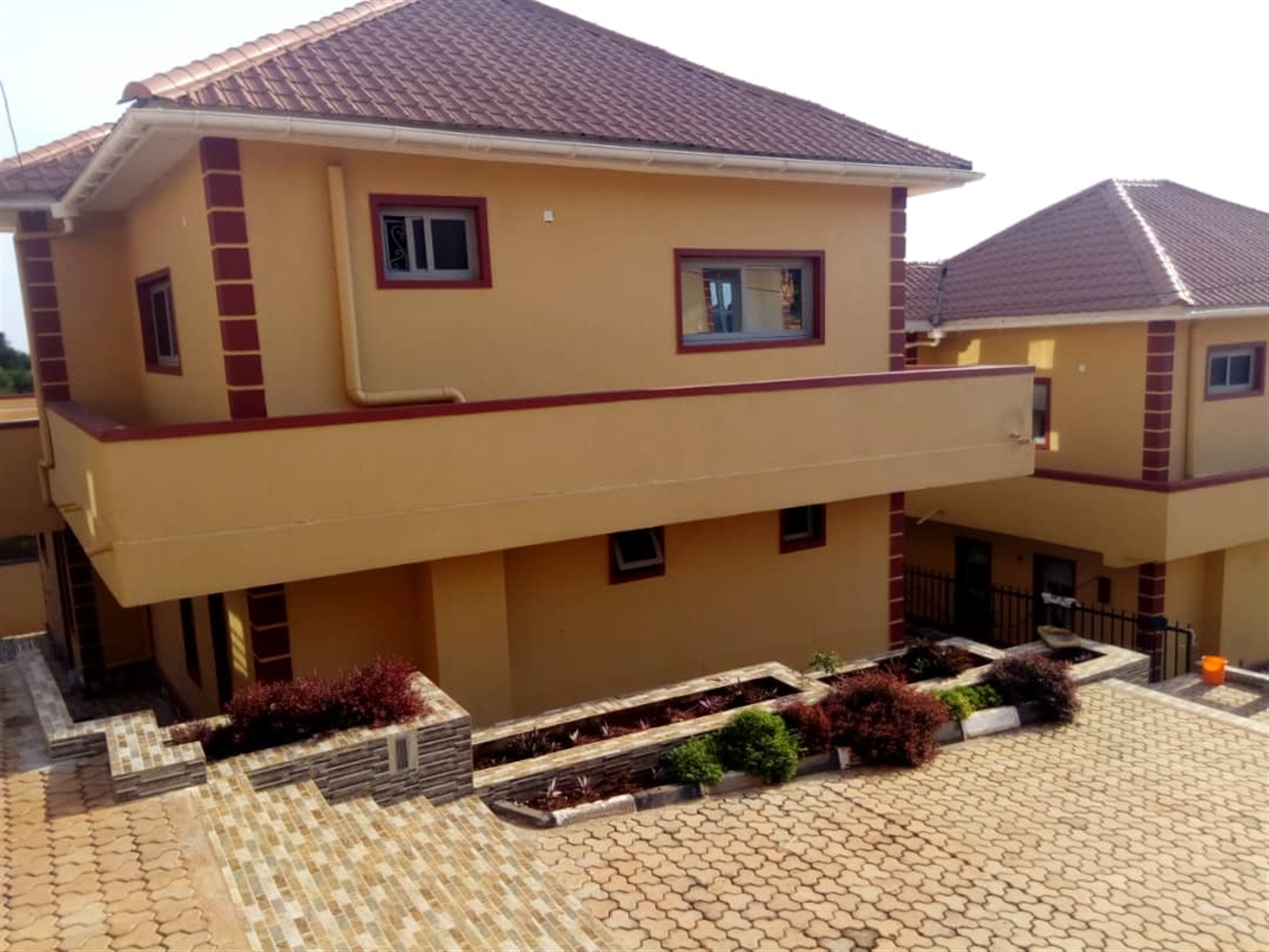 Duplex for rent in Bwebajja Wakiso