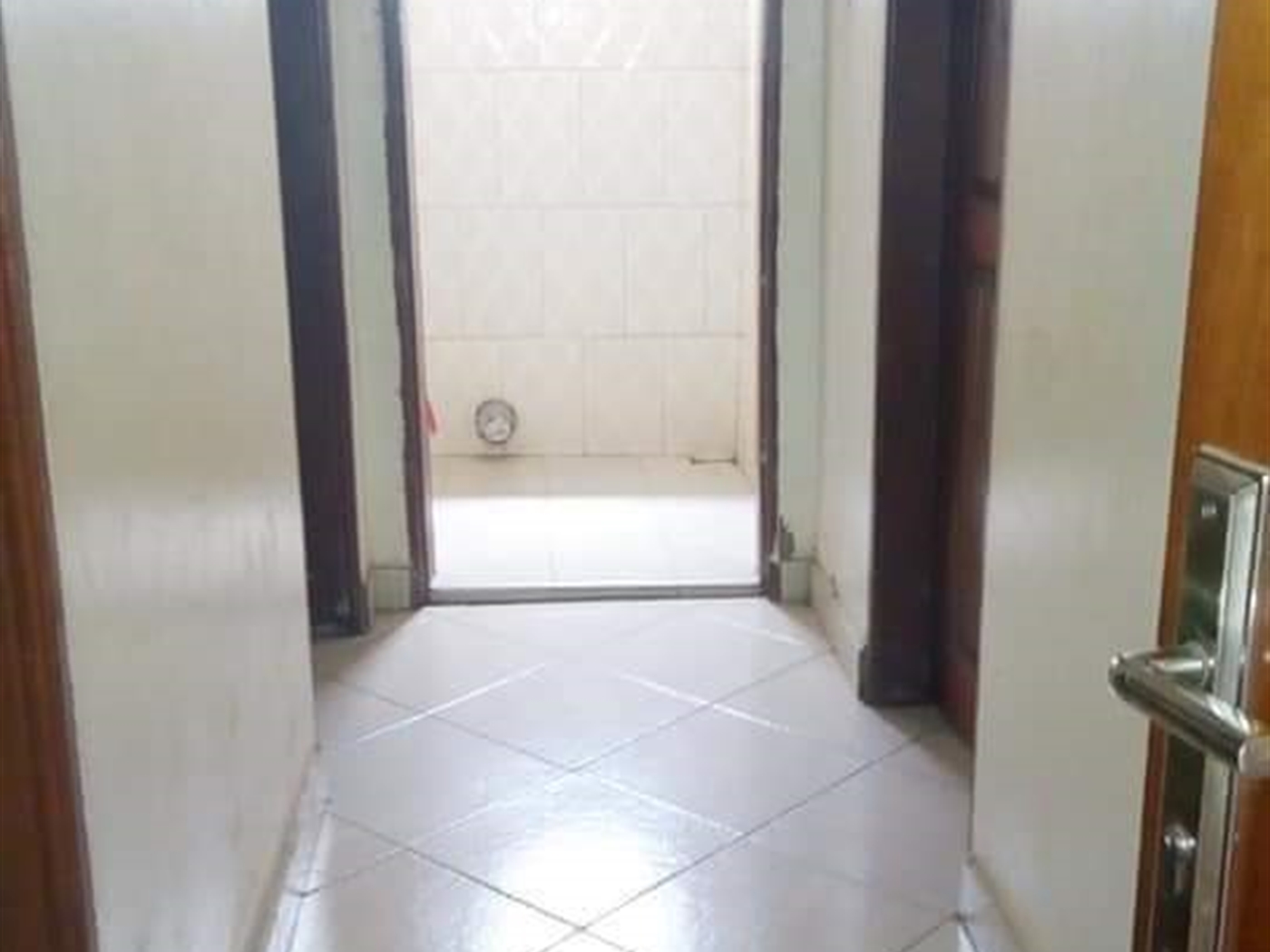 Bathroom (Toilet)