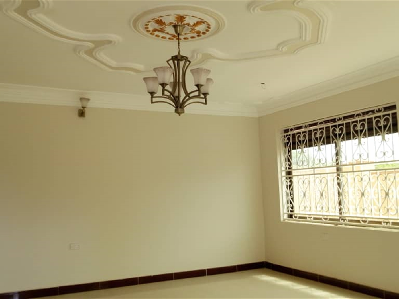 Duplex for sale in Katale Wakiso